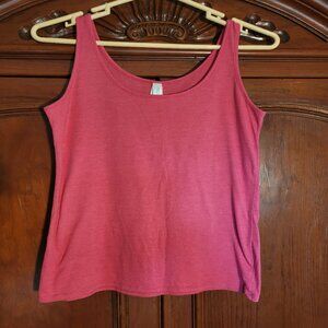 Light red tank - soft like new cond